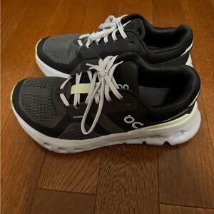 On Running 2025 CloudRunner 2 Shadow Lima 8.5W